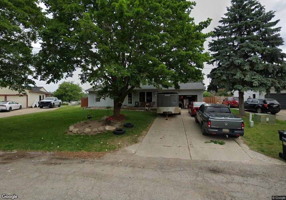 209 Anderson Dr, Wayland, MI 49348 - photo 1