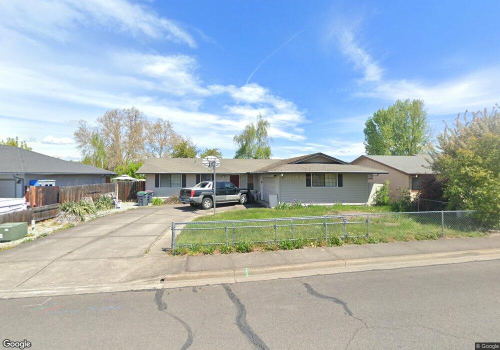 317 Glenn Way, Central Point, OR 97502 - photo 1