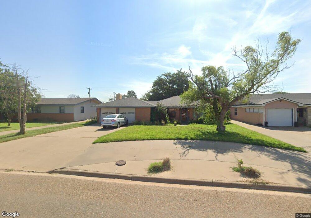 816 Canyon St, Plainview, TX 79072 - photo 1
