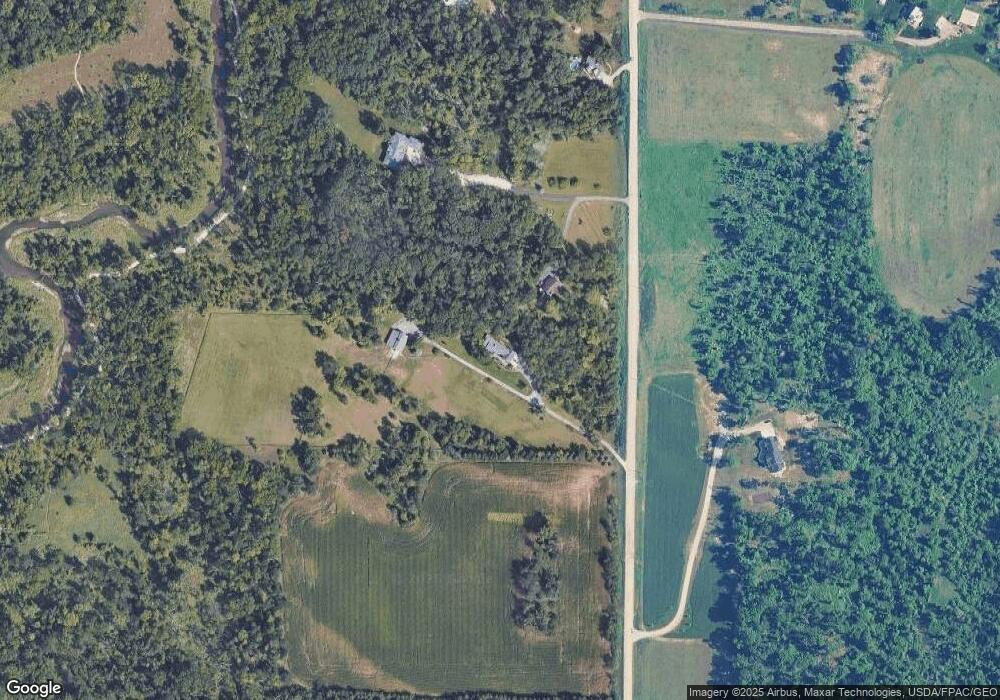 451 Wilder Dr, Cedar Rapids, IA 52403 - photo 1