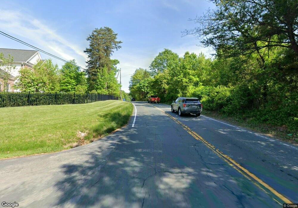 8982 Hooes Rd, Lorton, VA 22079 - photo 1