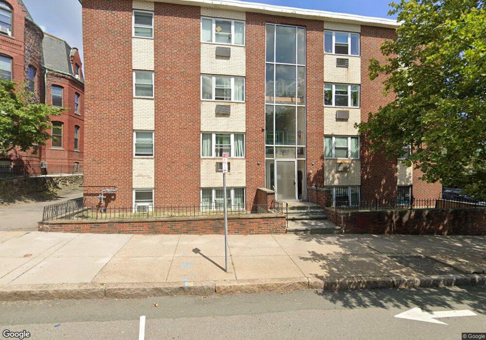 355 Broadway unit 11, Somerville, MA 02145 - photo 1