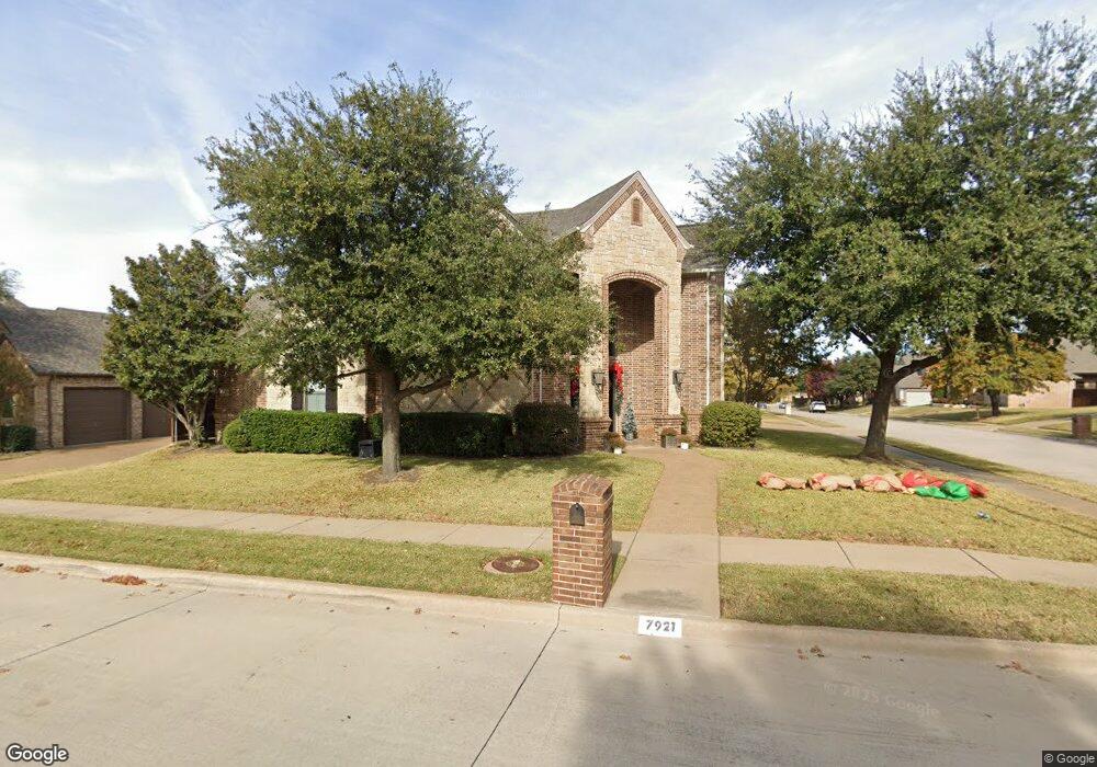 7921 Forest View Ct, North Richland Hills, TX 76182 - photo 1