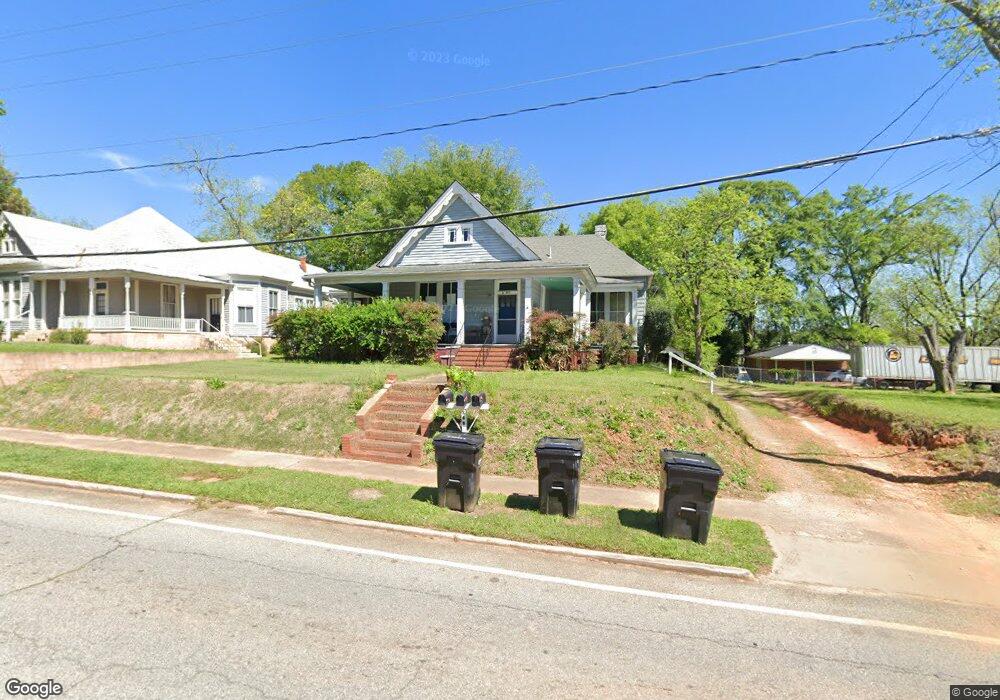 346 Forsyth St, Barnesville, GA 30204 - photo 1