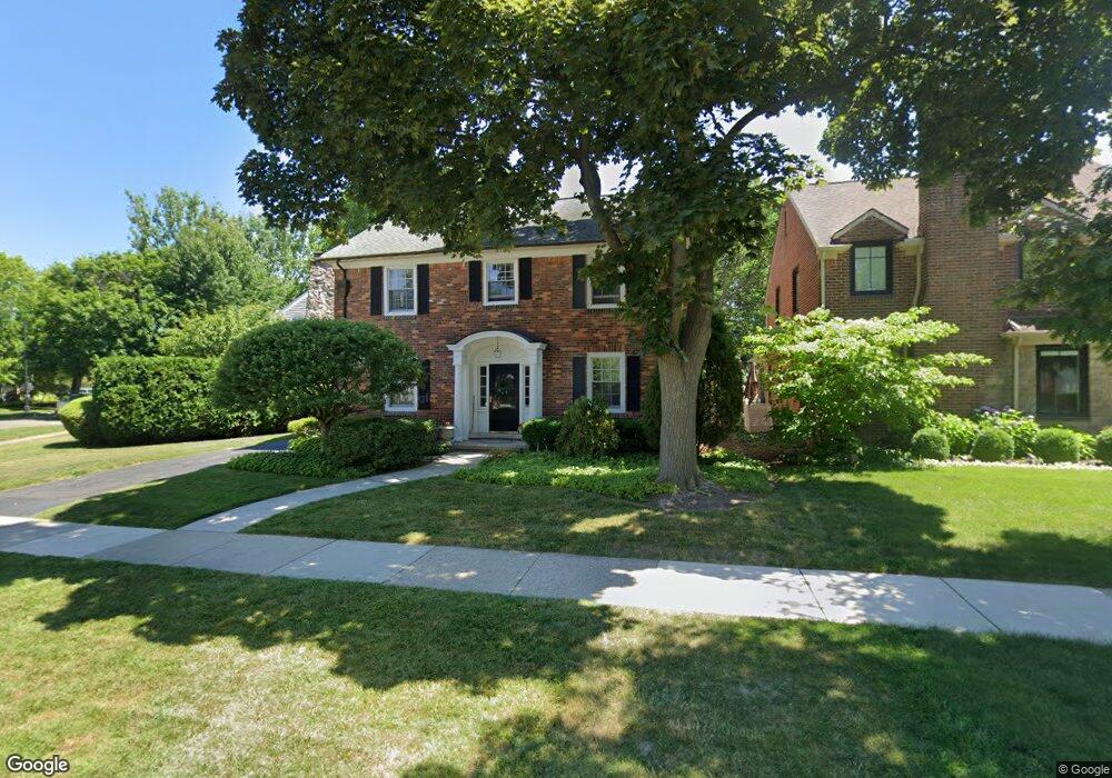 292 Mcmillan Rd, Grosse Pointe Farms, MI 48236 - photo 1