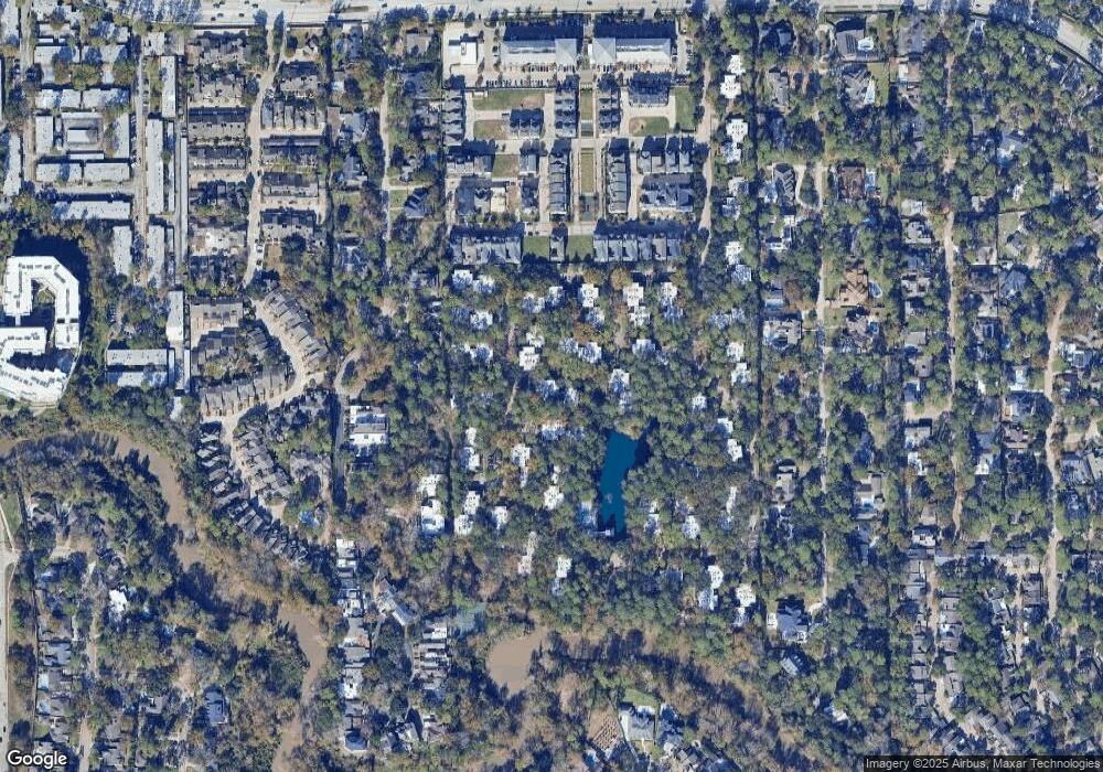 135 Litchfield Ln unit 261, Houston, TX 77024 - photo 1