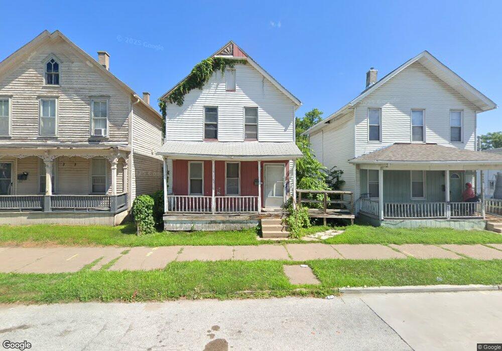 1450 W 3rd St, Davenport, IA 52802 - photo 1