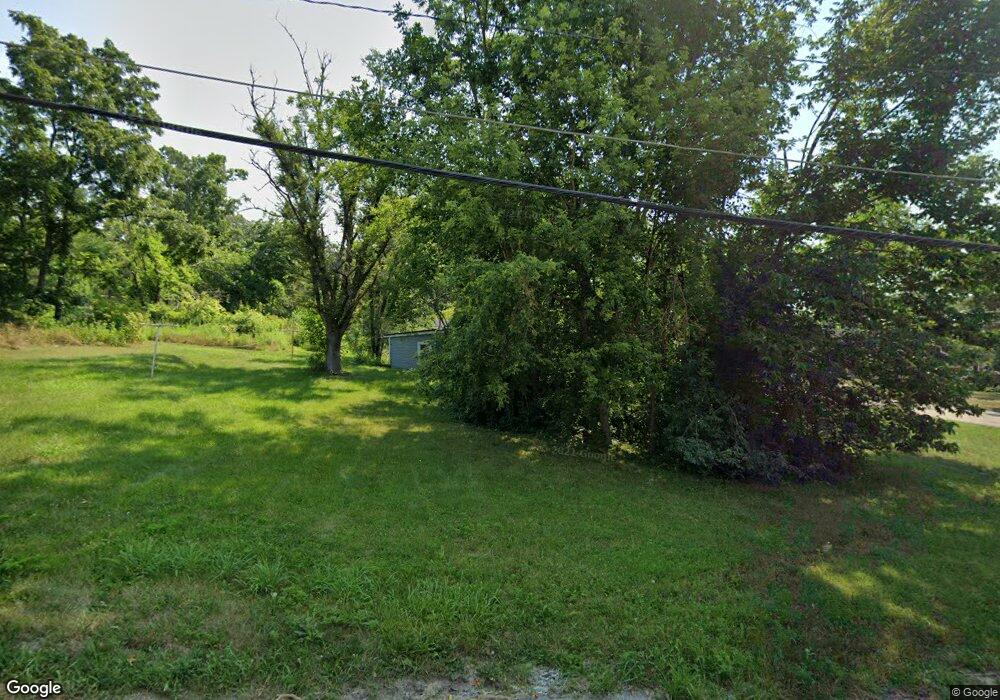 1103 Hillside Dr NW, Cedar Rapids, IA 52405 - photo 1