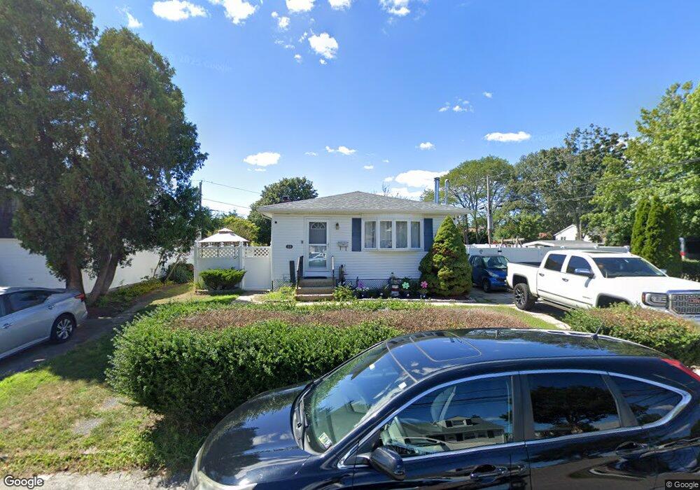 26 Colonial Rd, West Babylon, NY 11704 - photo 1