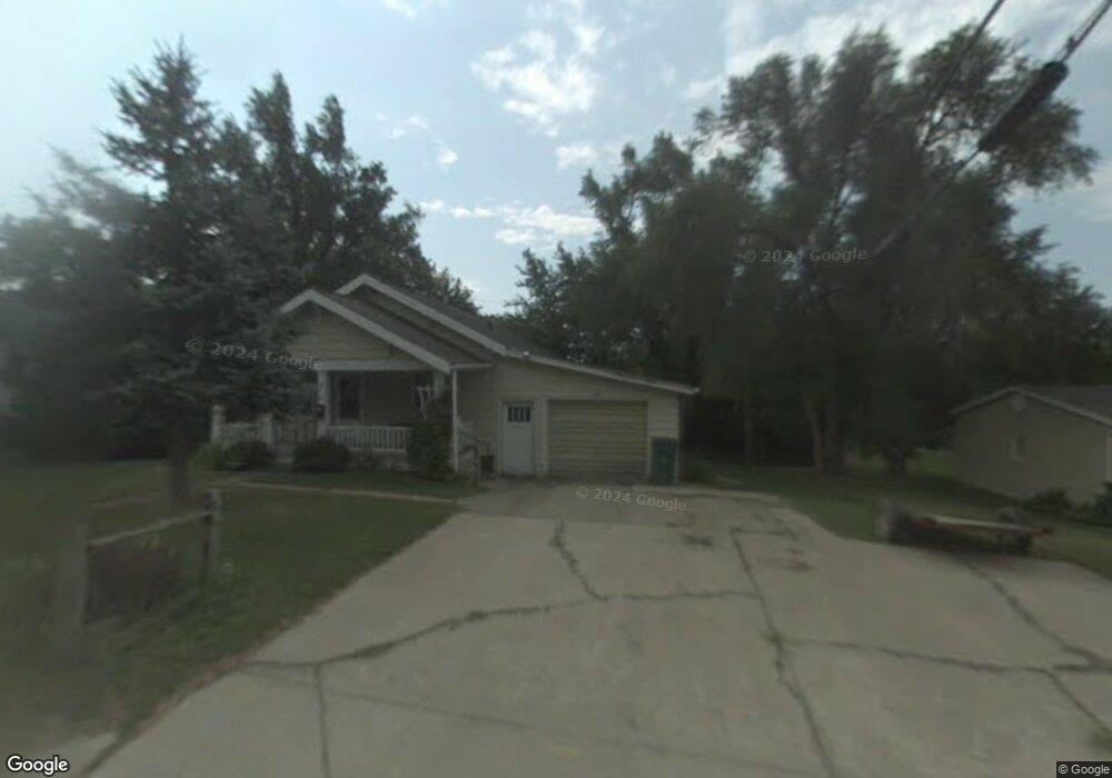 214 W Clay St, Osceola, IA 50213 - photo 1