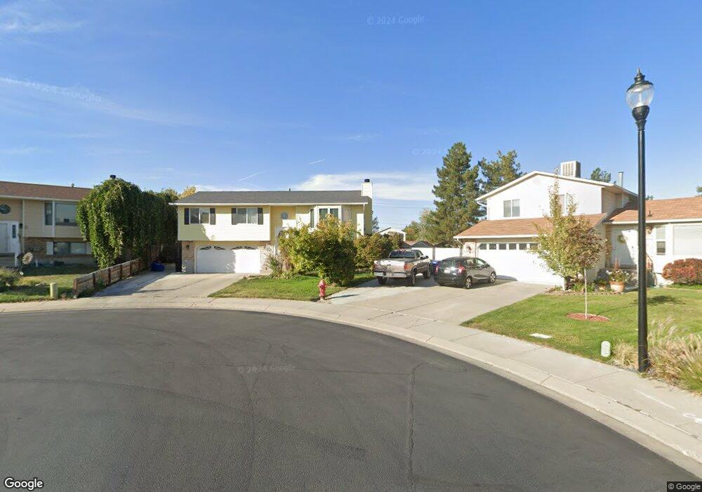 6220 S Aspen Shadow Ct, West Jordan, UT 84081 - photo 1