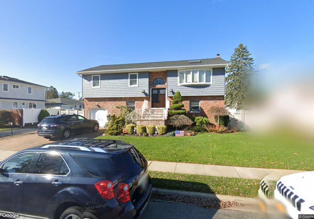 75 Spruce Ave, Bethpage, NY 11714 - photo 1