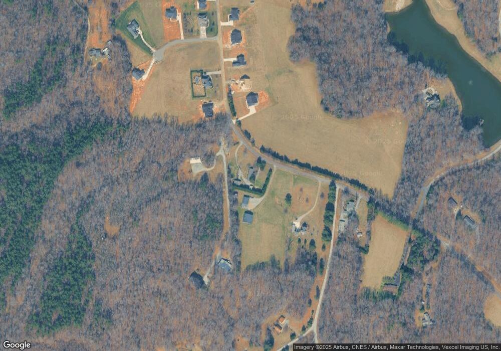 562 New Salem Rd, Statesville, NC 28625 - photo 1