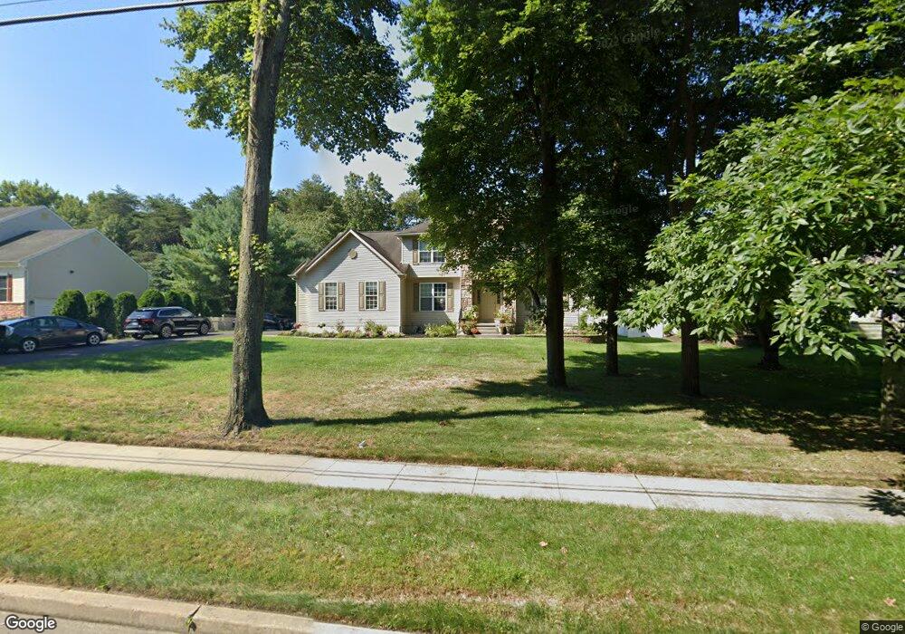 528 Hartford Rd, Mount Laurel, NJ 08054 - photo 1