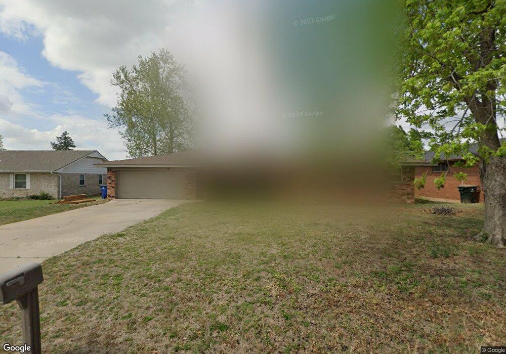 2203 Flamingo Ln, Duncan, OK 73533 - photo 1