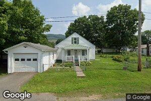 203 Logan St E, Rupert, WV 25984