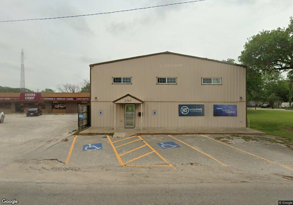 2707 Avenue F, Bay City, TX 77414 - photo 1