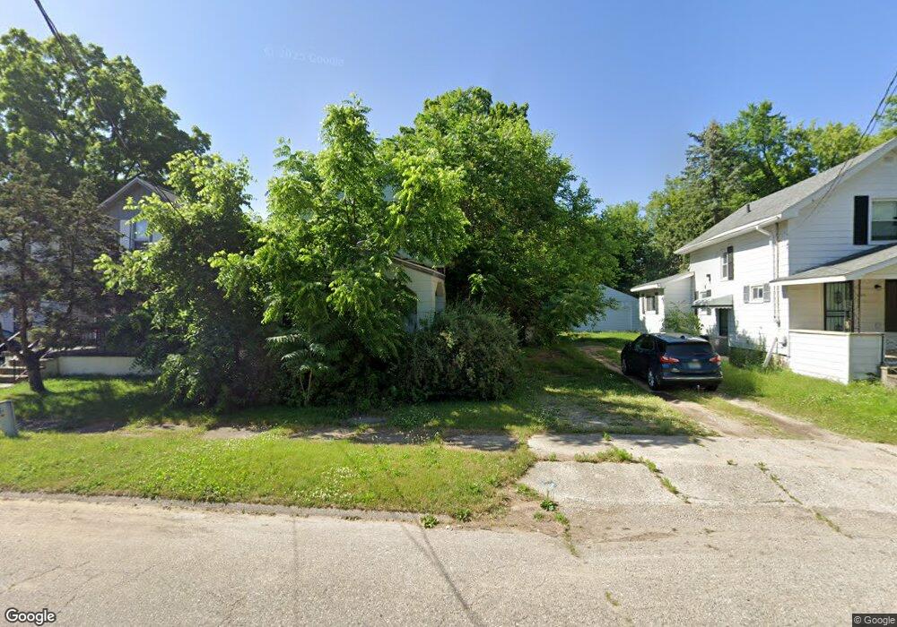 124 E Lakeview Ave, Flint, MI 48503 - photo 1