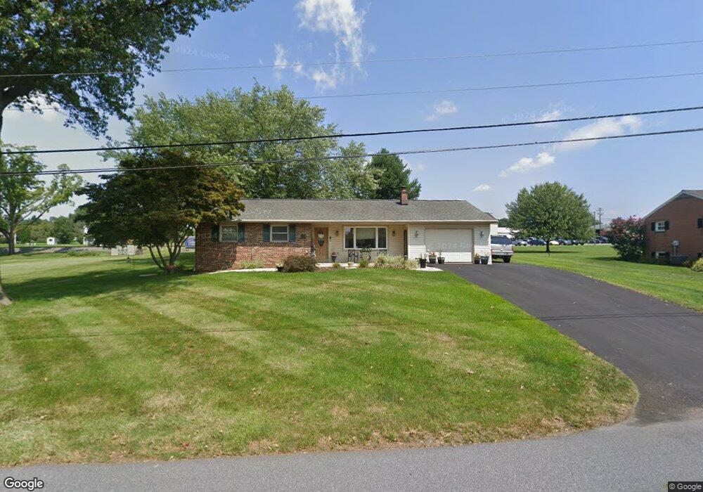 39 Melvin Dr, Leola, PA 17540 - photo 1