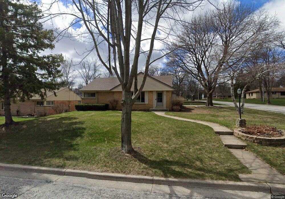 1275 N 118th St, Milwaukee, WI 53226 - photo 1