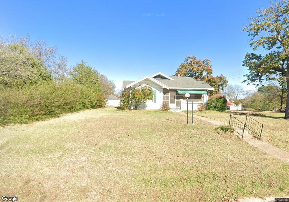 427 E Seneca Ave, McAlester, OK 74501 - photo 1