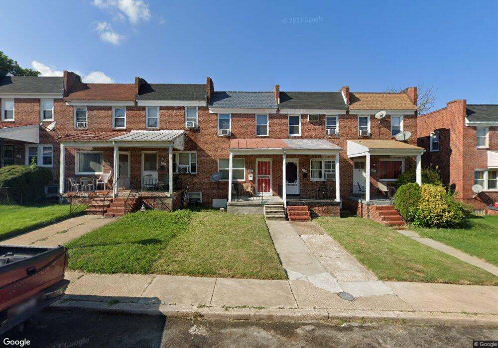816 Dumbarton Ave, Baltimore, MD 21218 - photo 1