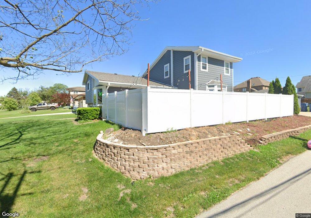 548 W Armitage Ave, Elmhurst, IL 60126 - photo 1