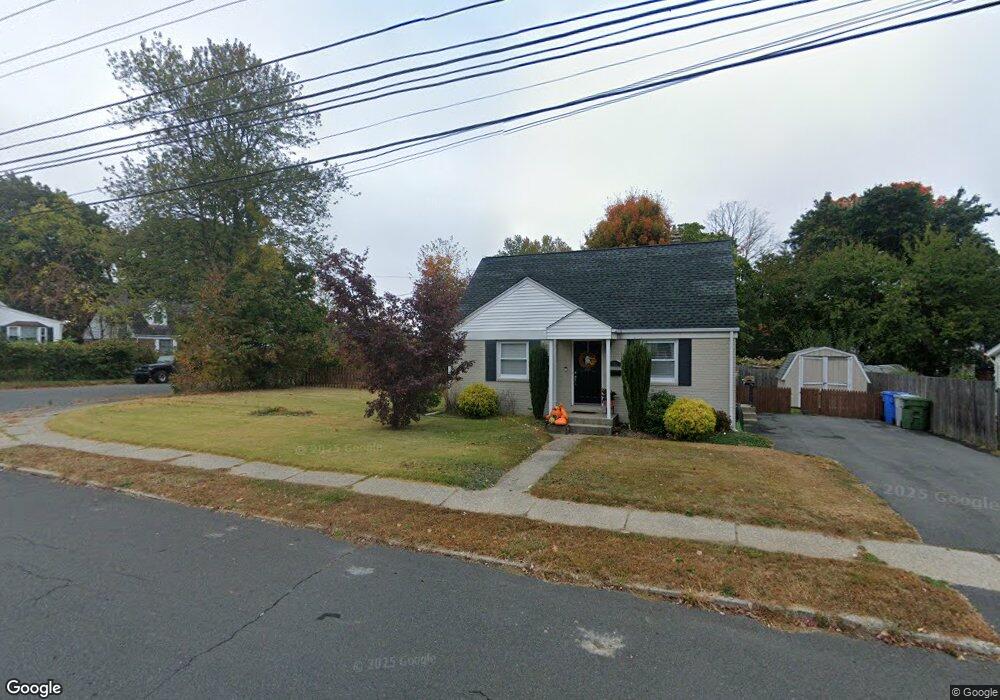 983 Pine St, Bristol, CT 06010 - photo 1