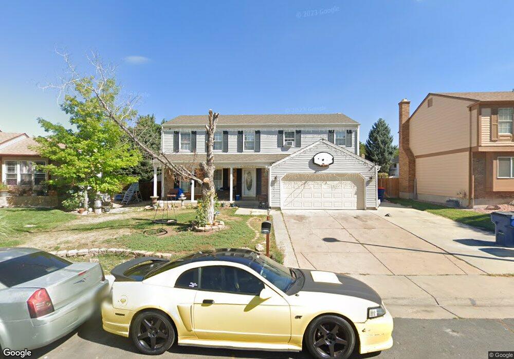 723 S Laredo Cir, Aurora, CO 80017 - photo 1