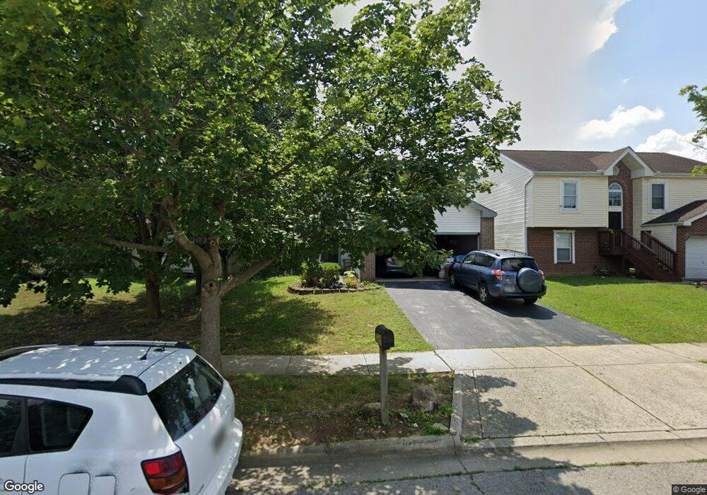 1165 Onslow Dr, Columbus, OH 43204 - photo 1