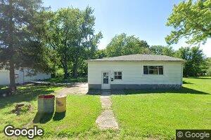 842 Capps Ave, Nokomis, IL 62075