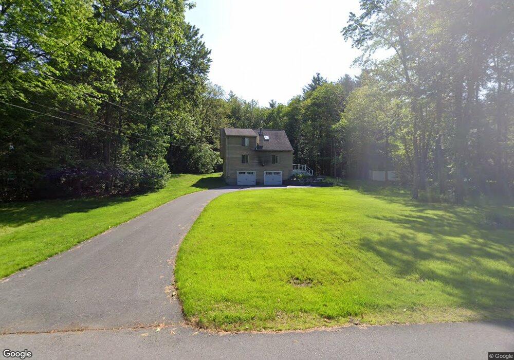 117 Wheel Wright Rd, Hampstead, NH 03841 - photo 1