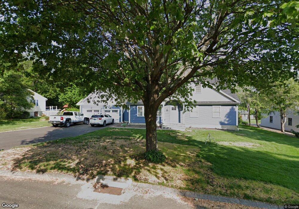 93 Macarthur Rd, Trumbull, CT 06611 - photo 1