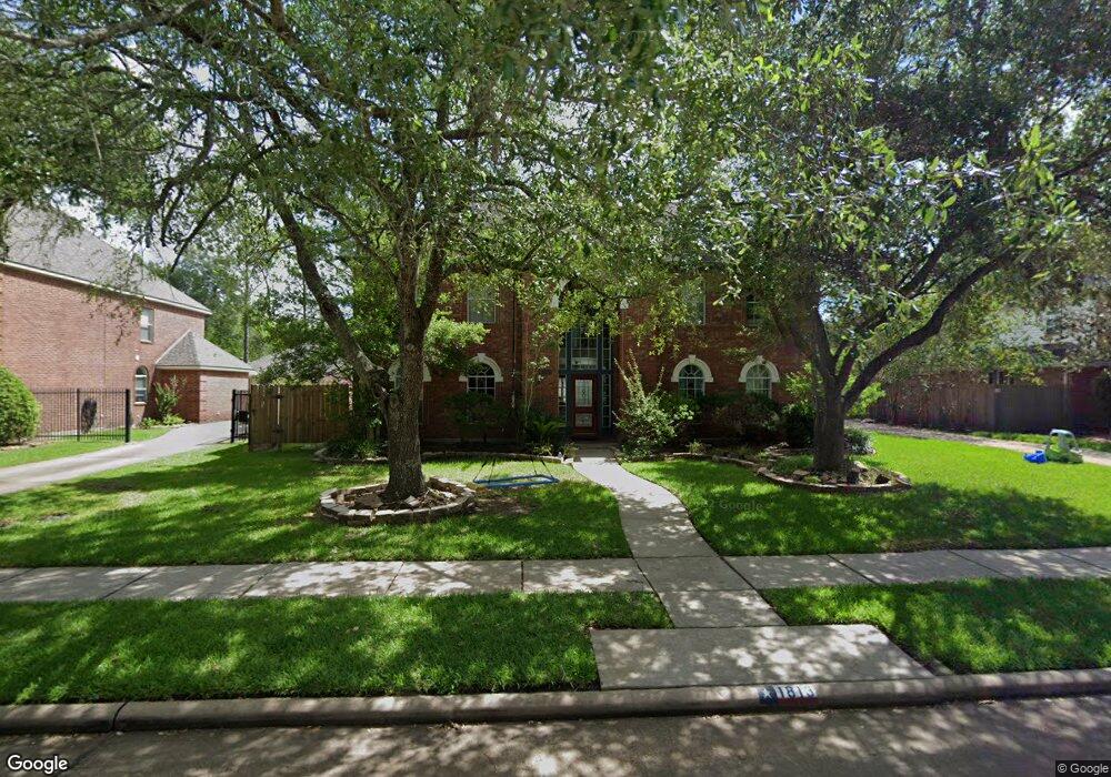 1813 Streamside Dr, Friendswood, TX 77546 - photo 1