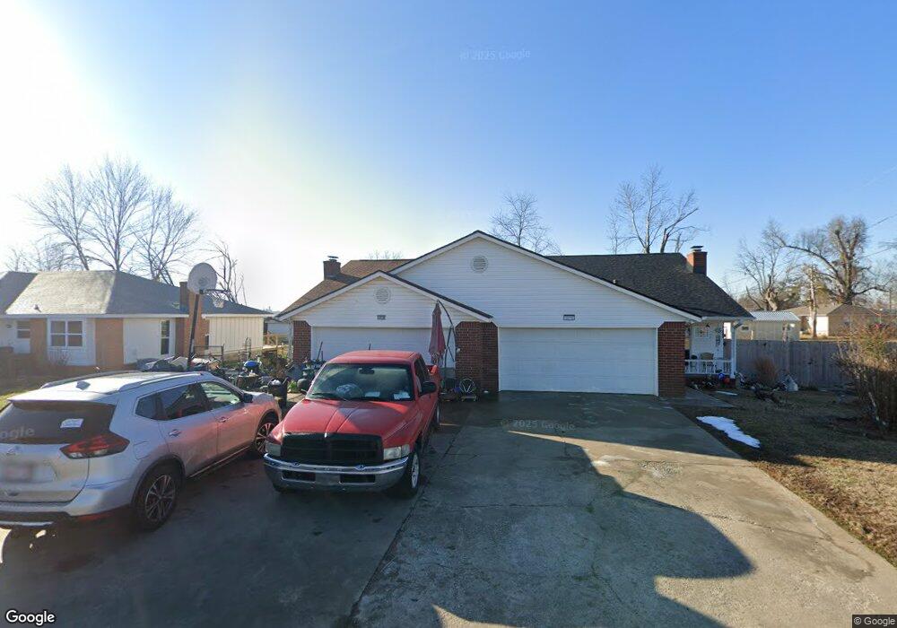 1016 W Linden St, Rogers, AR 72756 - photo 1