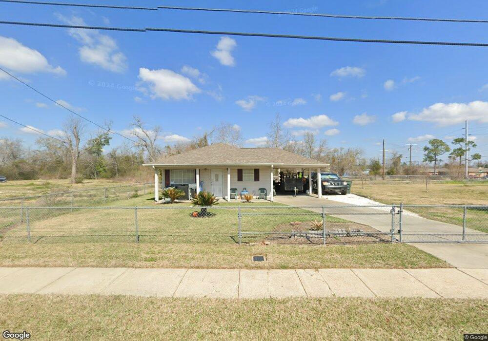 1723 Channel St, Lake Charles, LA 70601 - photo 1