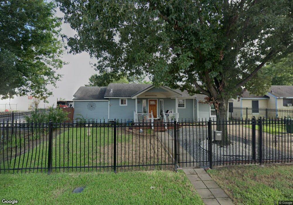 7222 Gammage St, Houston, TX 77087 - photo 1