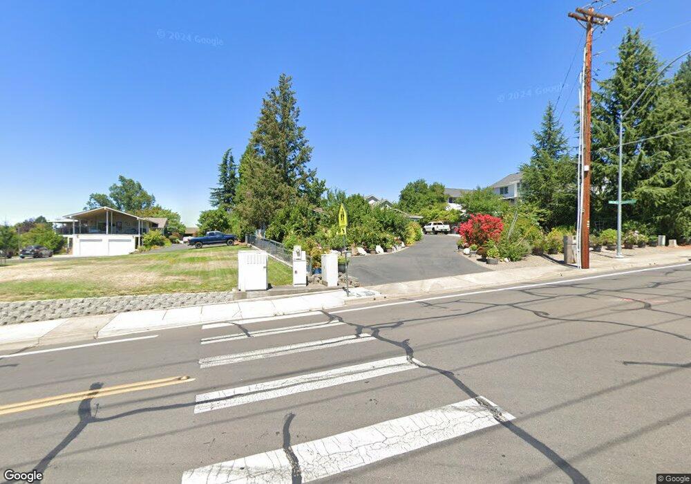 3117 Lone Pine Rd, Medford, OR 97504 - photo 1