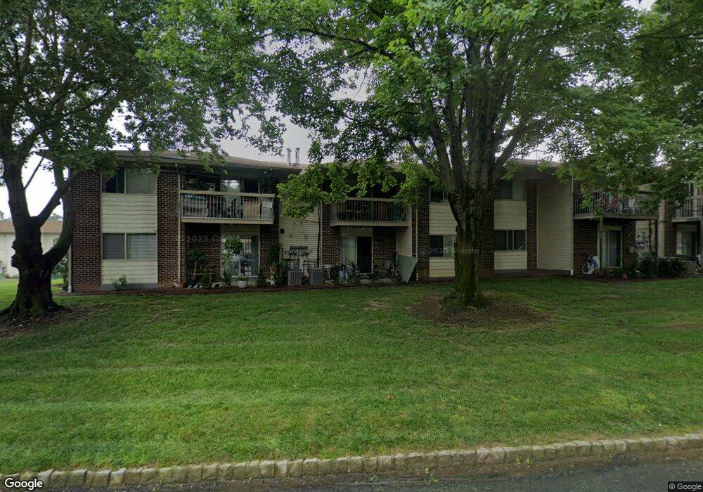 110 Mandon Ct, Princeton, NJ 08540 - photo 1