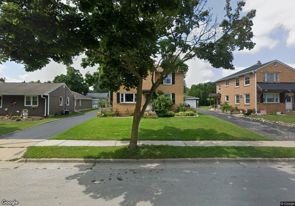 5121 N 127th St, Butler, WI 53007 - photo 1