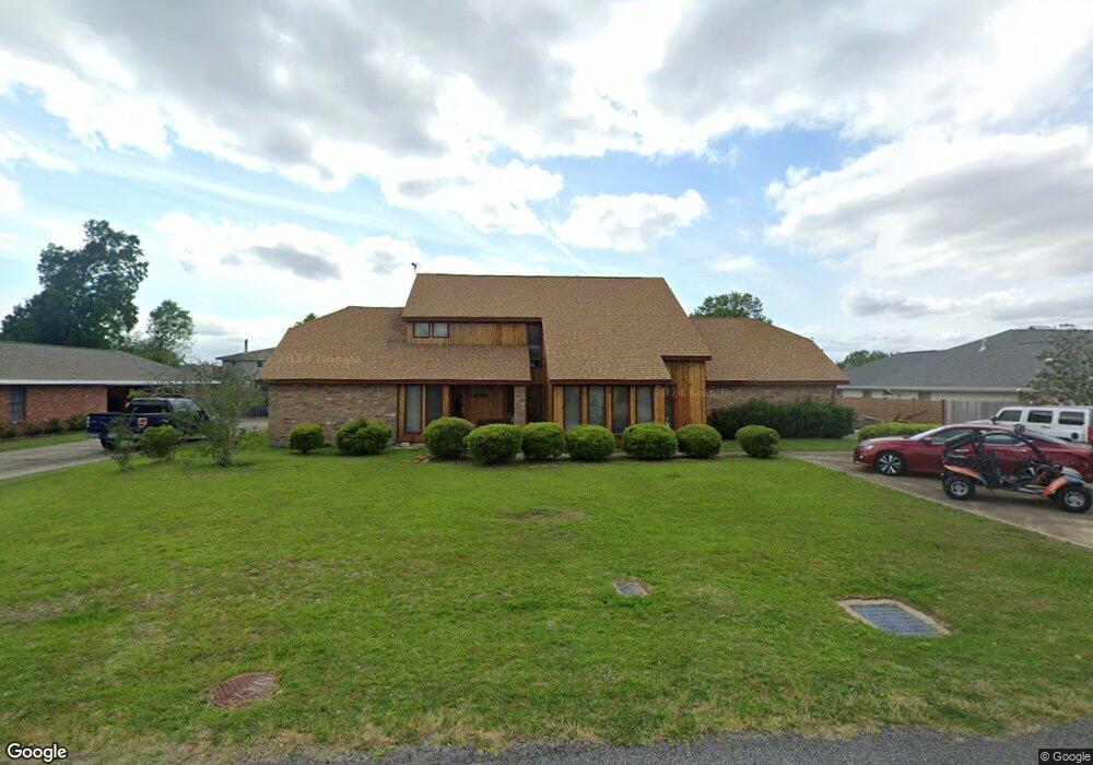 4702 E Quail Hollow Dr, Lake Charles, LA 70605 - photo 1