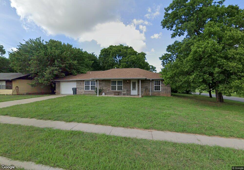 715 6th Ave NE, Ardmore, OK 73401 - photo 1