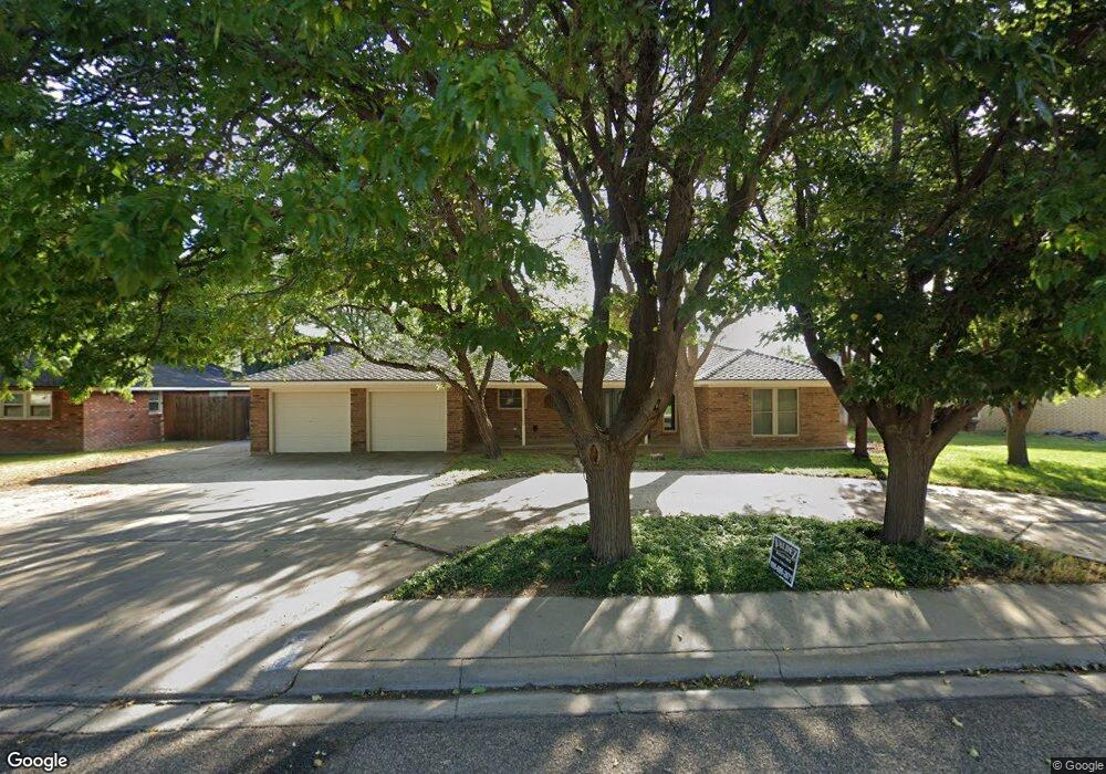 909 Bennett Dr, Dumas, TX 79029 - photo 1