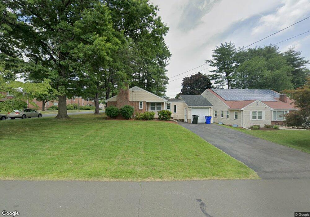 30 Pinecrest Rd, West Hartford, CT 06117 - photo 1