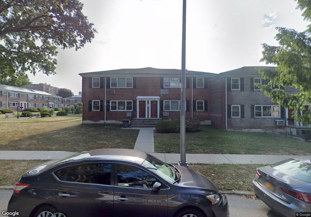 6771 152nd St, Flushing, NY 11367 - photo 1