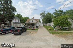 405 E Market St, Tampico, IL 61283
