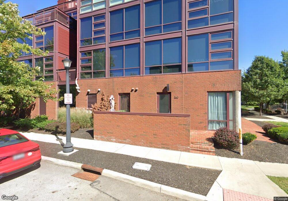 Vetro Lofts unit 316, Columbus, OH 43215 - photo 1