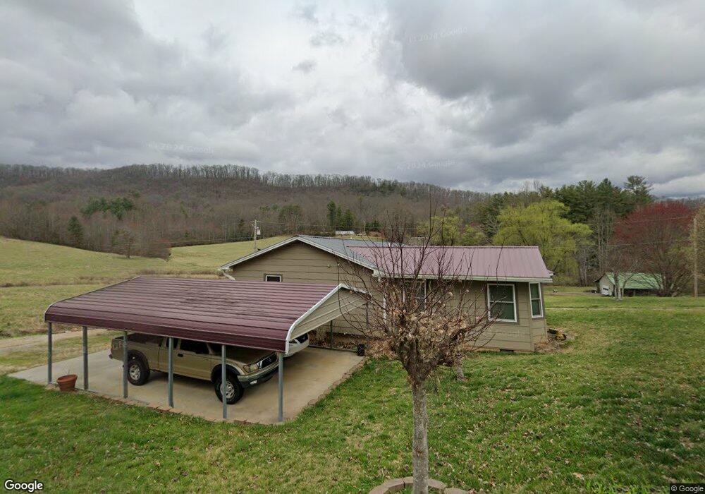 5 Sunny Ln, Franklin, NC 28734 - photo 1