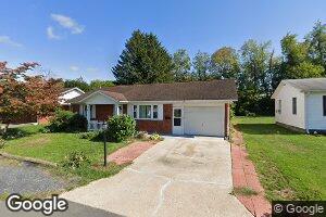 22 Oflinn St, Luray, VA 22835