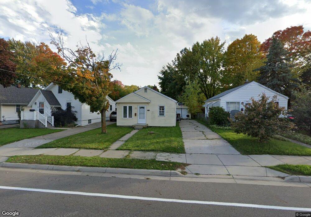 1411 W Mount Hope Ave, Lansing, MI 48910 - photo 1